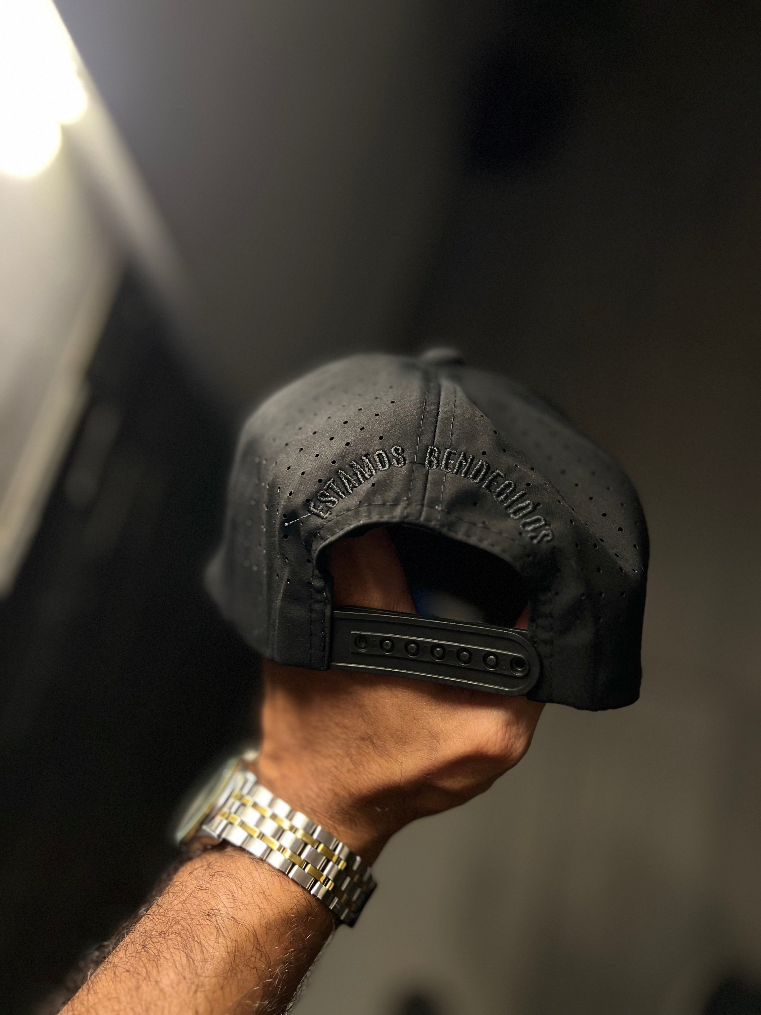 Gorra impermeable INRI