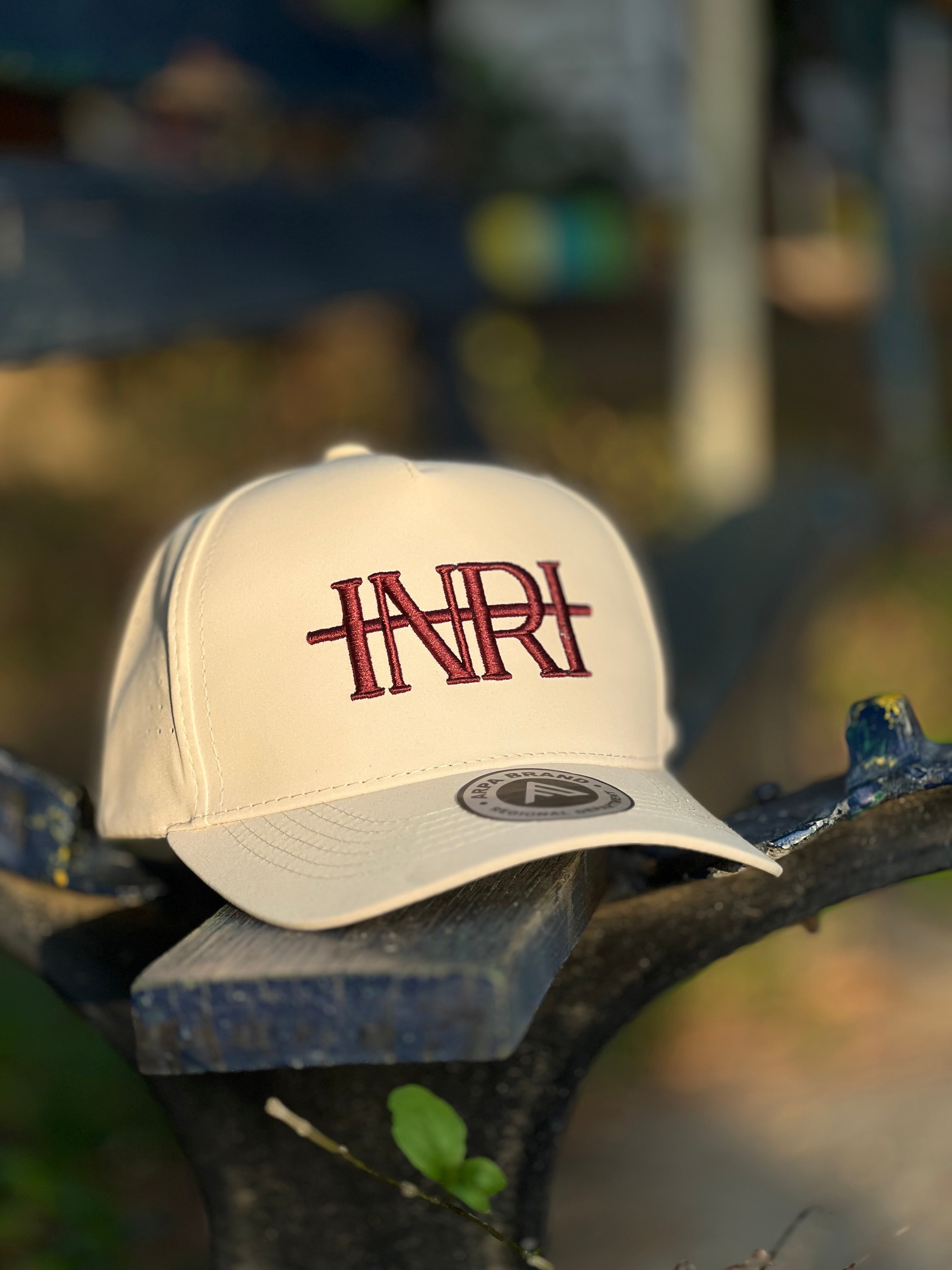 Gorra impermeable INRI