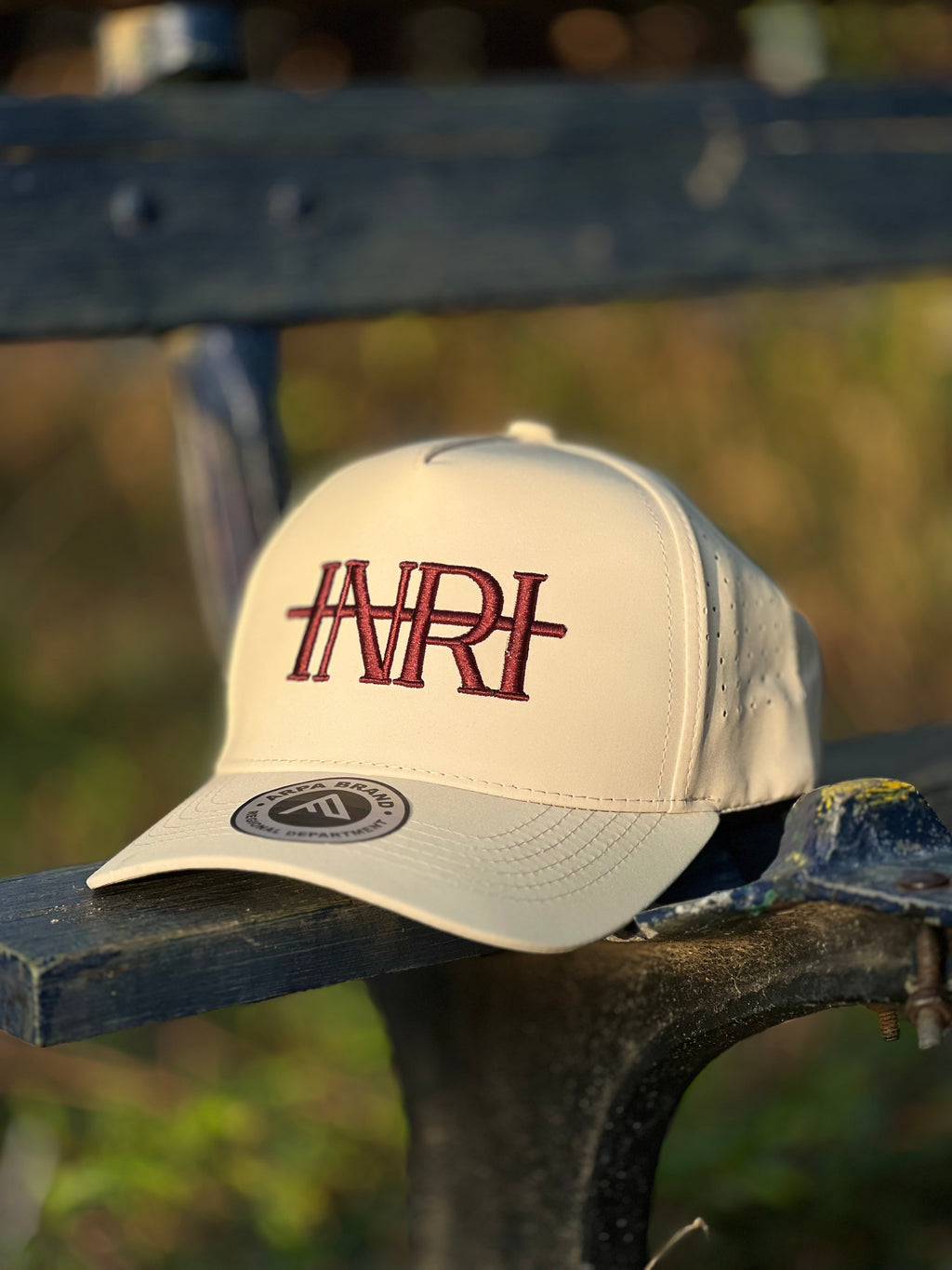 Gorra impermeable INRI