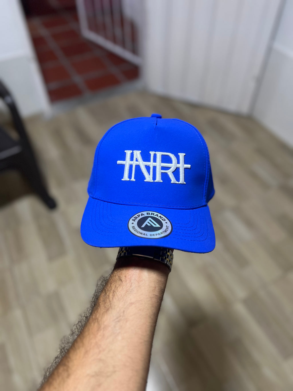 Gorra impermeable INRI