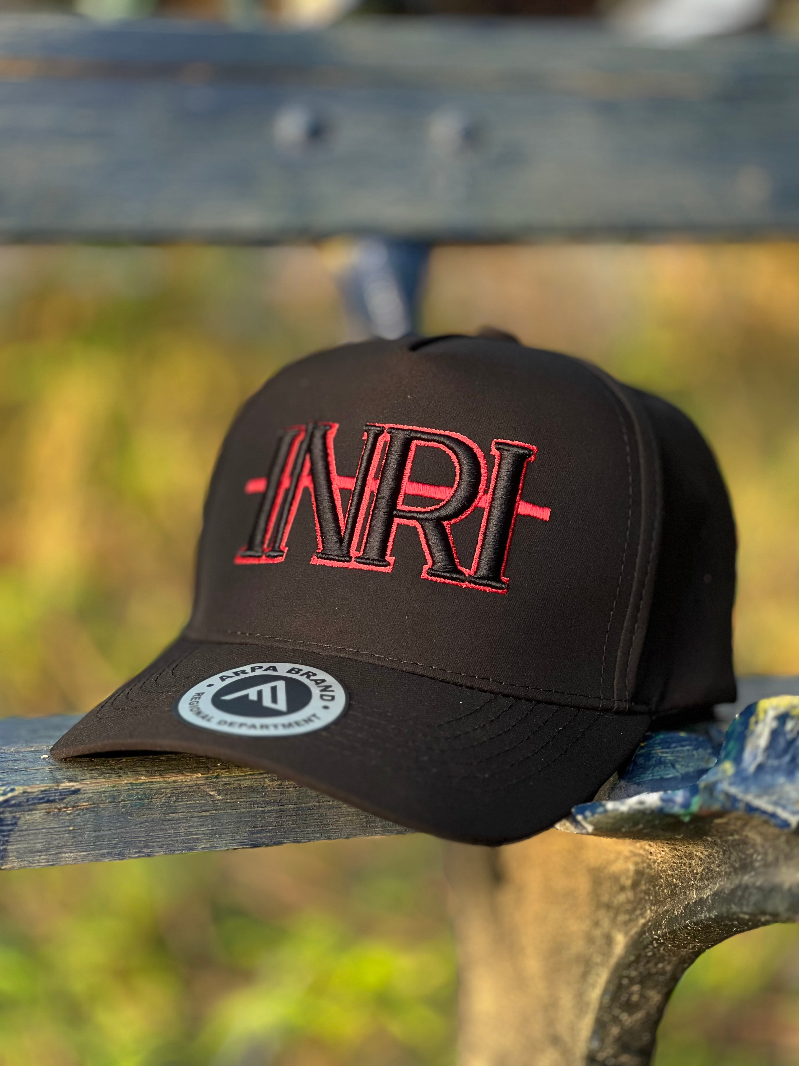Gorra impermeable INRI